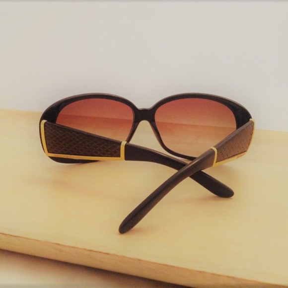 😎 Jimmy Choo Sunglasses & Case - Picture 4 of 8